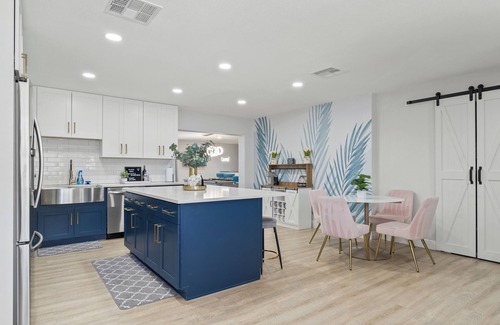 Sun Bay South Casa | Private RES0RT awaits! Fire Pit, Pool, Golf