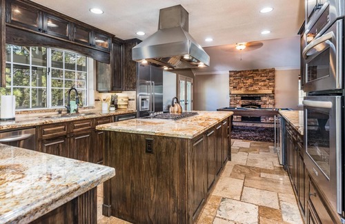 Oakhurst Casa | Private Resort Home in Yosemite w/River, 4Br-5Ba