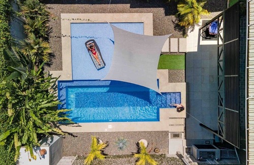 Jacó Villa | Private resort style pool, AC, WI-FI, clean home