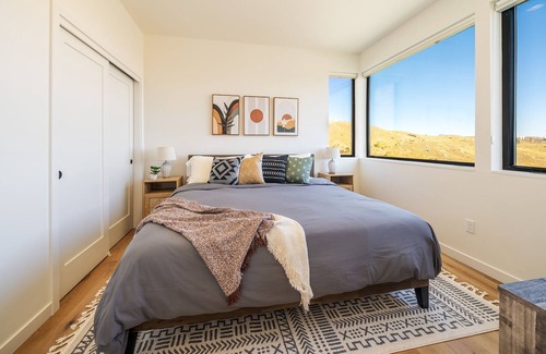 Pateros Cabina | Private Retreat on a 600 Acre Reserve!