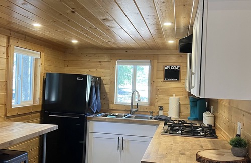 Parks Cabaña | Private Retreat with 3 Tiny Houses in the Woods