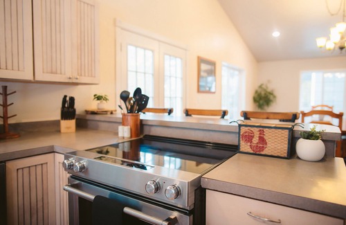 La Pine Casa | Private Riverfront Lodge w/ Indoor Pool, Movie Theater, Hot Tub on Acreage