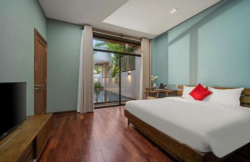 Ngu Hanh Son Villa | Private Riverside BBQ & Pool Villa Da Nang
