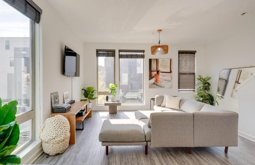 Olde Richmond Casa | Private Rooftop with Cold Plunge Modern Townhome