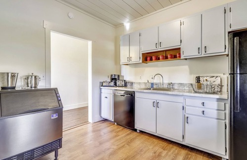 Swanton Casa | Private Room 2 & Bath, 10 Acres, Lake Access