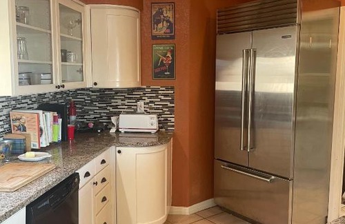 Las Cruces Casa | Private room in Awesome Sonoma Ranch Home
