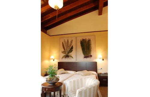 Arbizu Apartamento | Habitacion privada en hotel rural con encanto (3 personas)