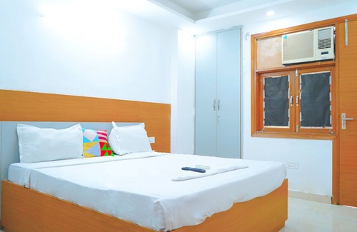 Chhatarpur Cama Y Desayuno | PRIVATE ROOM IN CHATTARPUR