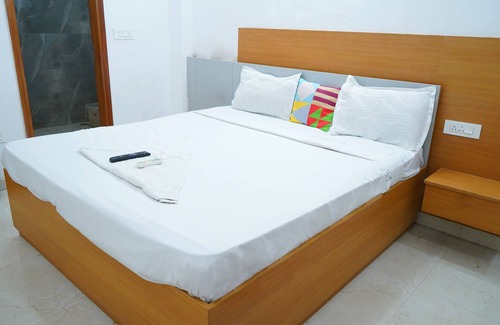 Chhatarpur Cama Y Desayuno | PRIVATE ROOM IN CHATTARPUR