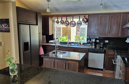 Díaz Ordaz Casa | Private room in gorgeous shared Versalles house w/ private heated / cooled pool