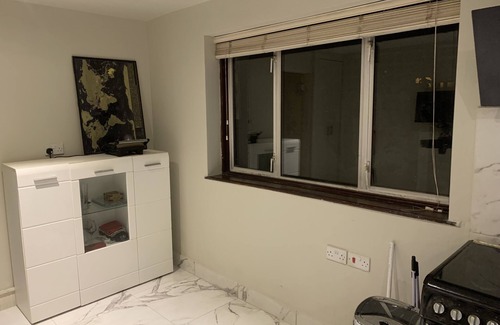 William Morris Apartamento | Private room in residential home