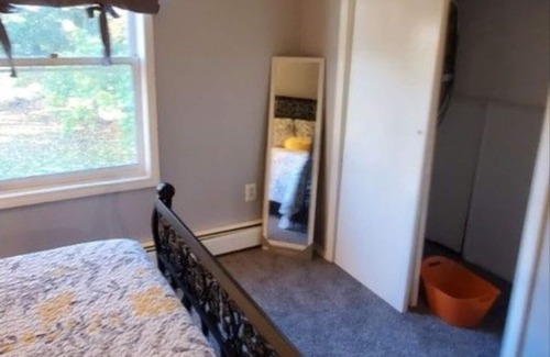 Worcester Casa | Private room in shared home