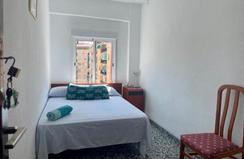 Malilla Casa | private room in shared apartment Valencia WorkStay