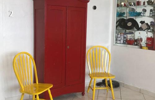 Coral Way Casa | Private Room in the Heart of Calle Ocho
