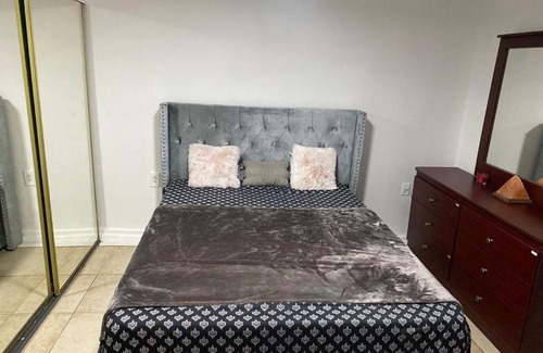 Golden Glades Casa | private room in the house
