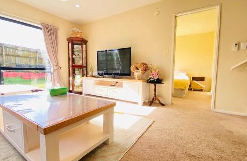 Ranui Casa | Private Room in West Auckland