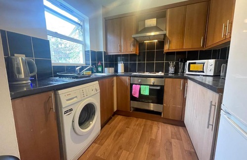 Barking Casa | Private room near Barking Station