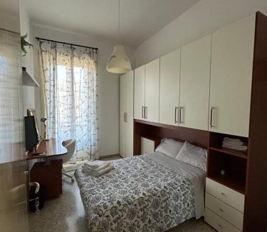 Quartiere XX Ardeatino Casa | Private room near Garbatella & Caffarella Park