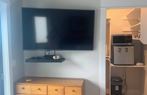 Helena Apartamento | Private Room w/bath at North End of Canyon Ferry Lake