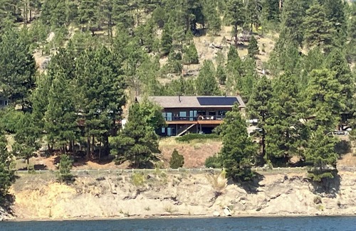 Helena Apartamento | Private Room w/bath at North End of Canyon Ferry Lake