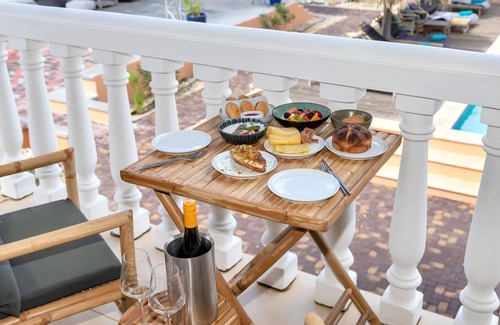 Kralendijk Casa | Private room with balcony (first floor) - Boutique Hotel Wanapa