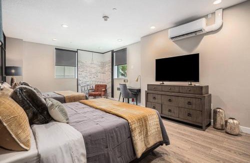 Bradenton Casa | Private room with Kitchen & Bath 4