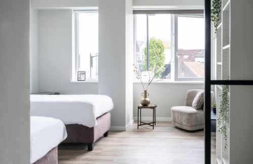 Raamsdonksveer Casa | Private Room With Cozy Bed, Bathroom & Wifi