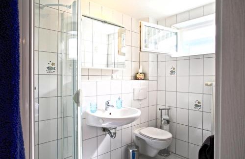 Hildesheim District Casa | Private Room with own bathroom