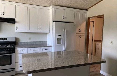 Lancaster Casa | Private room with shared bath/kitchen! Affordable and convenient!