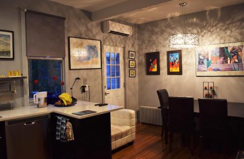 Eagle Hill Casa | Private Rooms, Shared Bath in a Private Home Minutes From Logan Airport