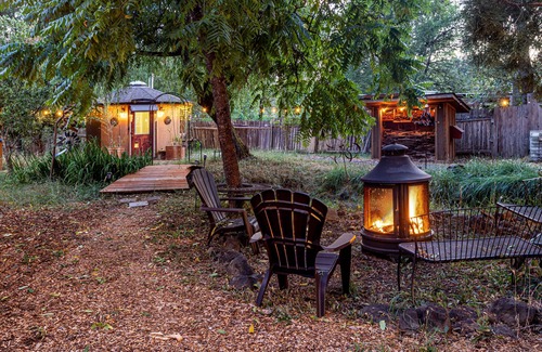 Southeast Eugene Cabina | ☯ Roundhouse privada ... Encantador!