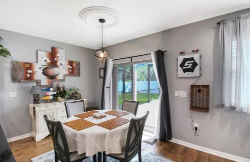 North Port Casa | Private Salt Water Pool Home in North Port - La Vida Loca