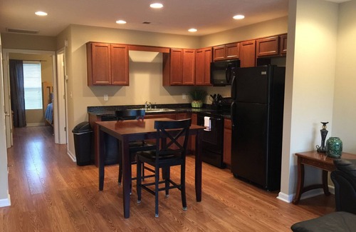 Elizabethtown Apartamento | Ubicación privada, segura y tranquila cerca de todo lo que no querrá dejar