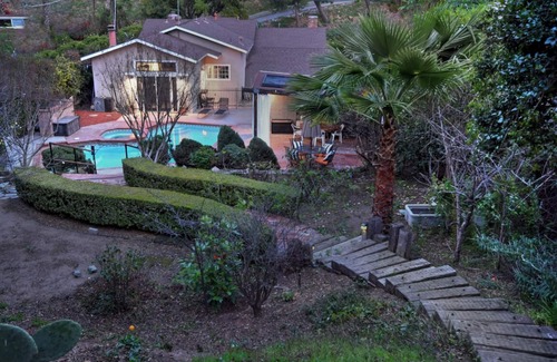 Shadow Hills Casa | Private serene retreat with pool in Los Angeles near Burbank and all studios!!