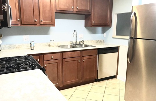 Spring Lake Cabaña | Recién actualizado, entorno privado, a pie de la playa y a minutos de Grand Haven