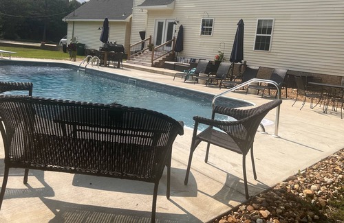 Northport Casa | Private setting with pool 14 mi from downtown Tuscaloosa / Bryant Denny Stadium