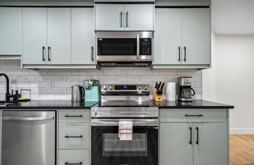 Symons Valley Apartamento | Private Sherwood Suite by Park