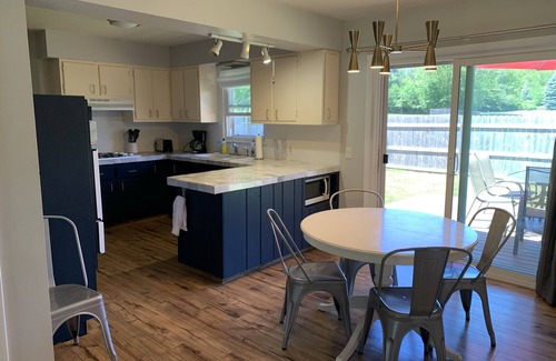Benton Harbor Casa | Private Single Story Minutes to Lake MI Beaches and Downtown St Joe