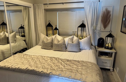 Lake Havasu City Complejo | Private Spa On Water, King Bed, private steps to water