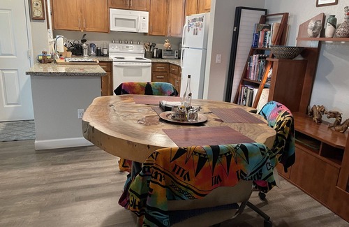 Davis Apartamento | Private spacious 2-bedroom apartment - pets welcomed