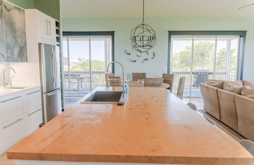 North Captiva Casa | Private & Spacious [2300sqft] home w/Pool,Hot Tub,Golf Cart, Pet Friendly & Club