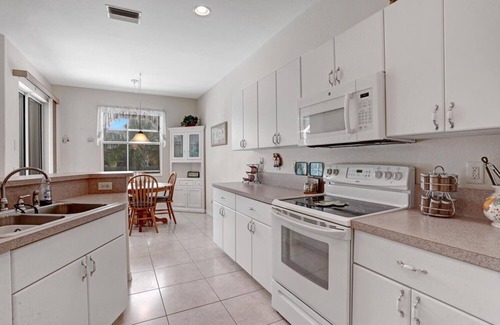 North Port Casa | Private, Spacious 3 bed-2 bath Home with pool & spa