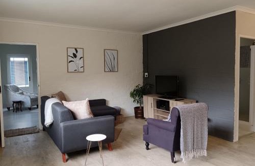 Bloubergstrand Apartamento | Private & Spacious Olive cottage in Bloubergstrand