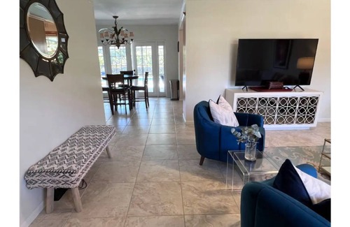 Stuart Casa | Private Stuart Poolside Oasis