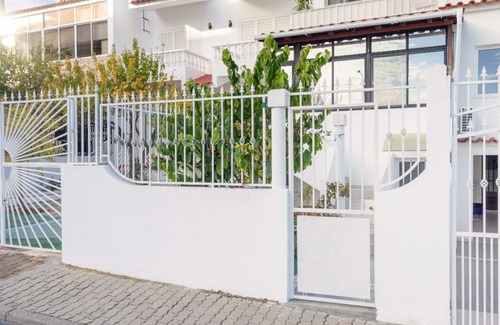 Gambelas Casa | Private Studio - A/C