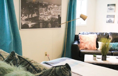Mountain Creek Apartamento | Private Studio Apt. close to Hiking, Food, & More!