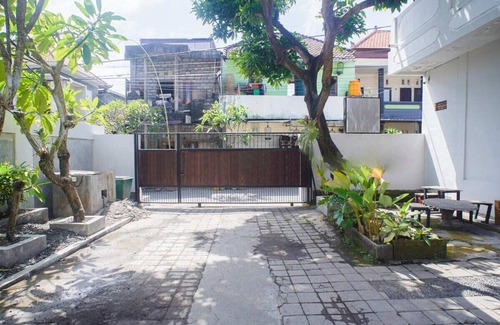 Pemecutan Kelod Apartamento | Private Studio Escape Near Kuta & Seminyak