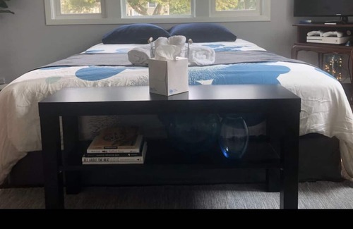 Aurora Casa | Private Studio Near Fox River! Casino! & Downtown!