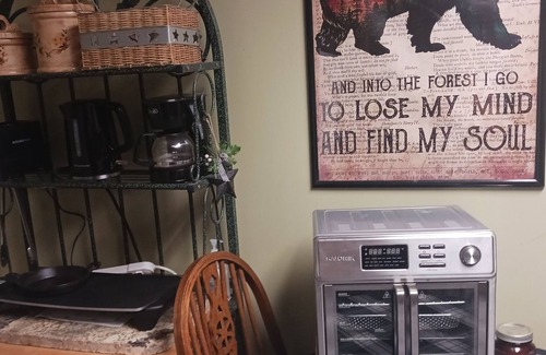 Newland Casa | Private Studio w/Bath, Laundry, Cooking, River Access, Storage, Large Dogs OK.