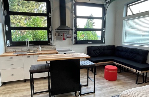 Fauntleroy Apartamento | Private Studio w Peekaboo View